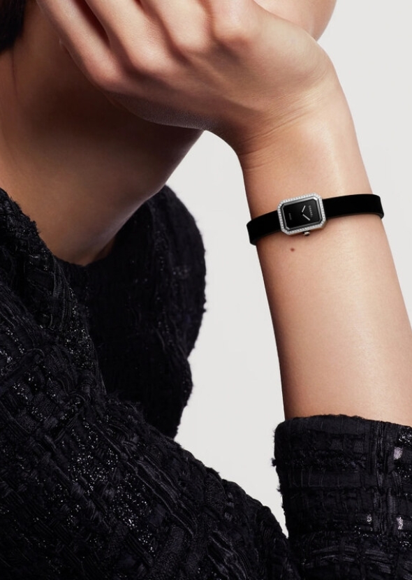 샤넬 프리미에르 리본 실버 다이아 H7942